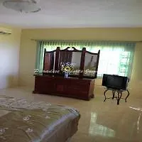 Paradise Clarridge View Montego Bay Szálloda